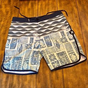 Hurley Phantom Tahiti Men's 18" Board Shorts Sz 32